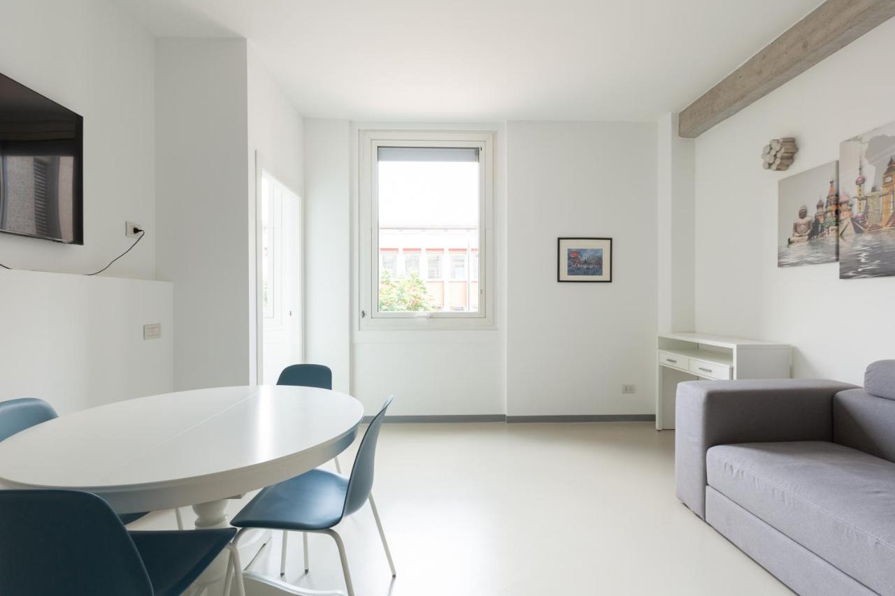 ミラノPorta Nuova Bright And Stylish Flatアパートメント エクステリア 写真
